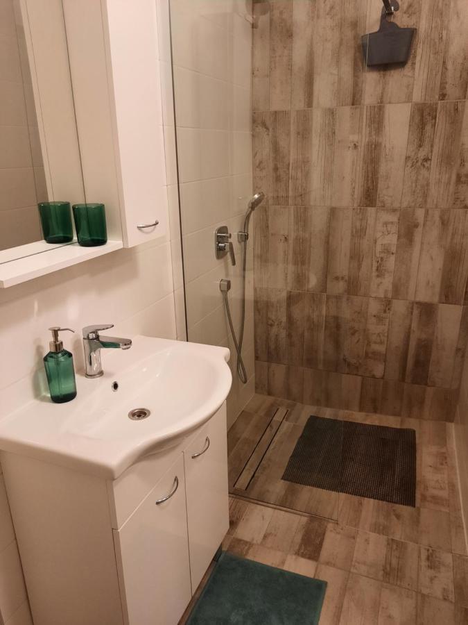 Apartmani Venium Križevci Exteriör bild