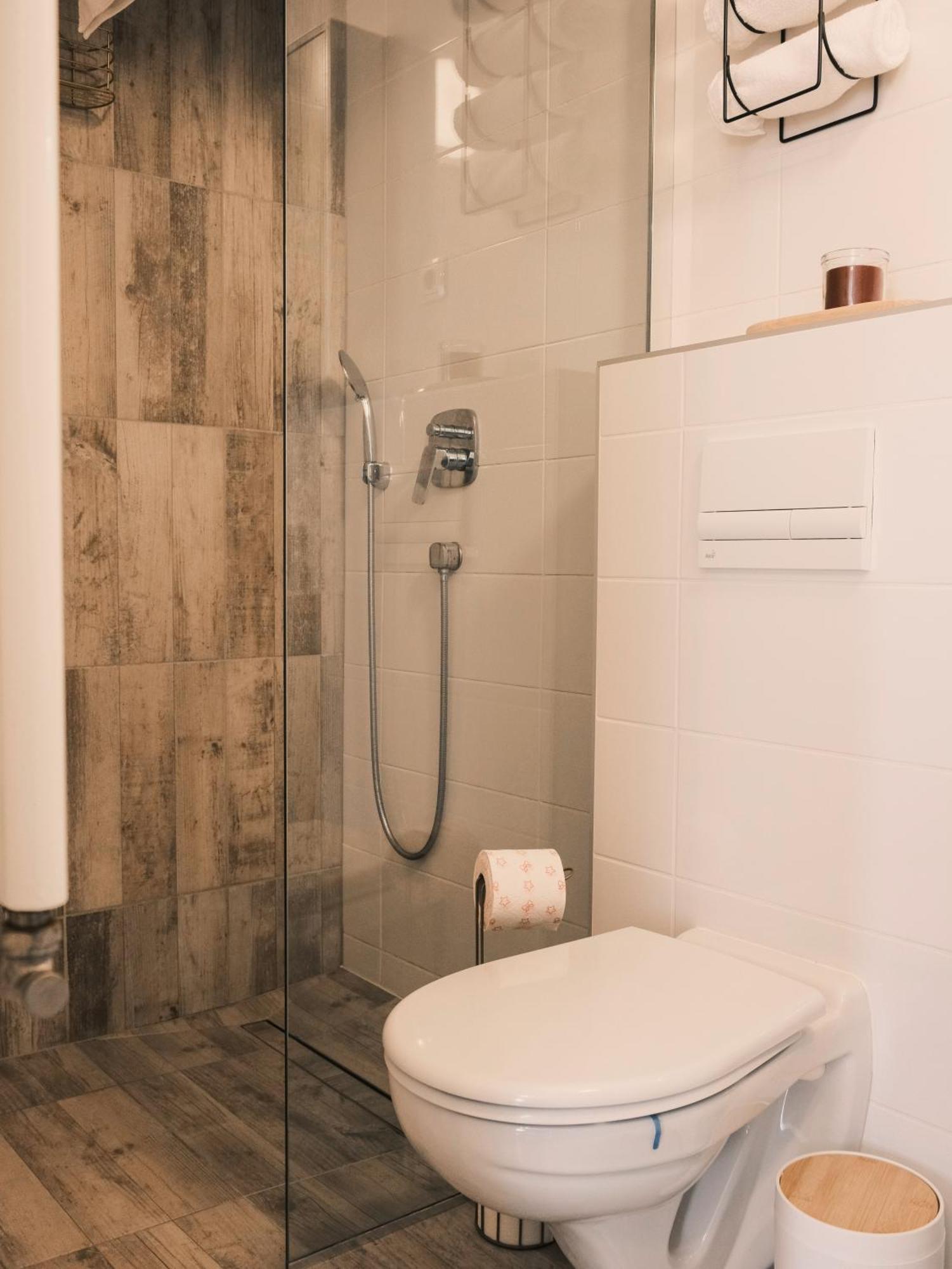 Apartmani Venium Križevci Exteriör bild